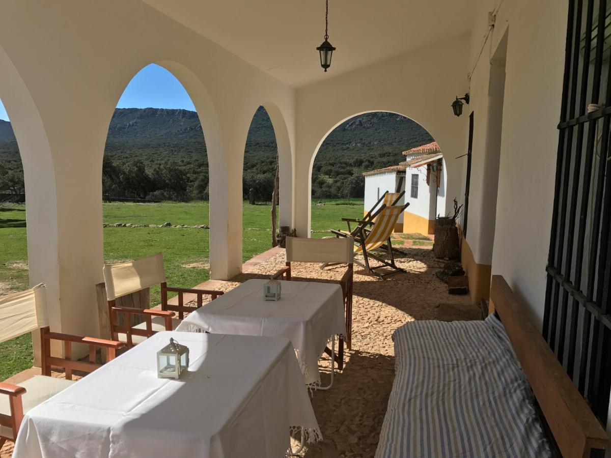 Casa Rural De La Finca Sierra Grande Hornachos Bagian luar foto
