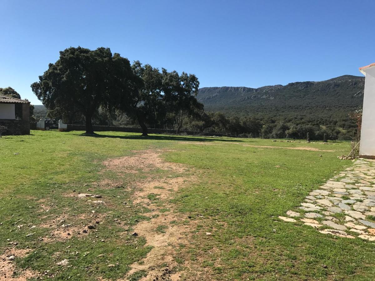 Casa Rural De La Finca Sierra Grande Hornachos Bagian luar foto