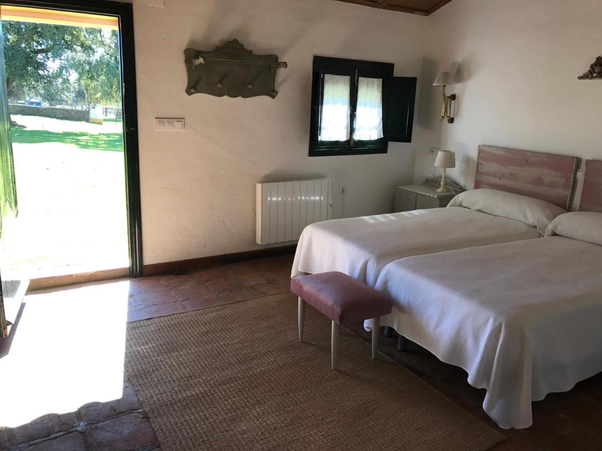 Casa Rural De La Finca Sierra Grande Hornachos Bagian luar foto